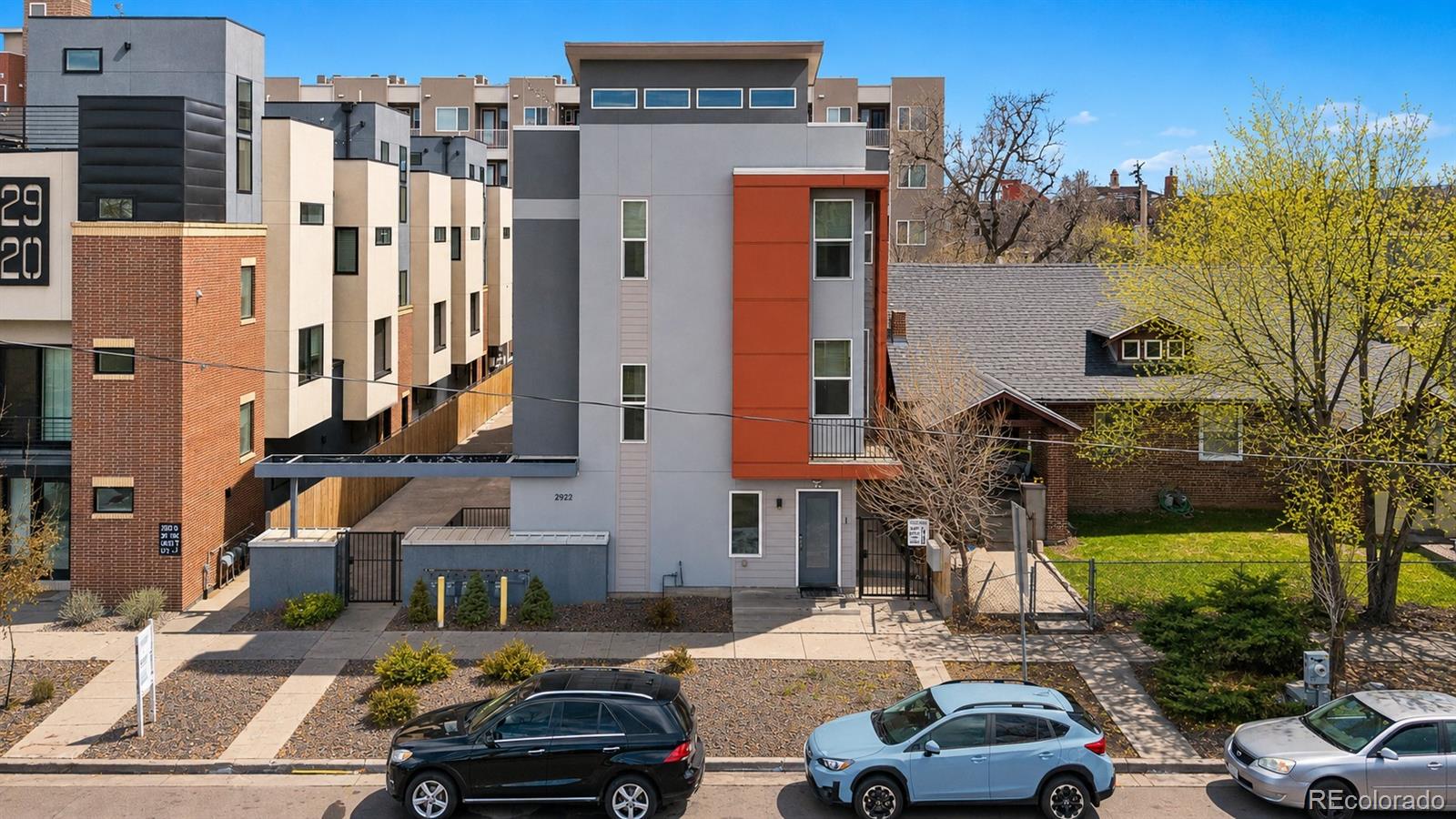 Jefferson Park Denver Condo / Townhome | MLS #: 33994802922 W 26th Avenue 1, Denver Beds: 3 Baths: 3 Price: $564,000