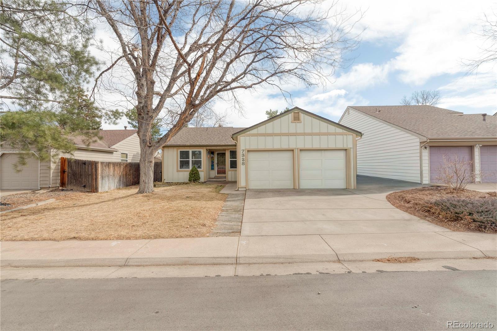 Ken Caryl Ranch Littleton Home | MLS #: 65018877328 S Sheephorn Mountain, Littleton Beds: 3 Baths: 2 Price: $499,000