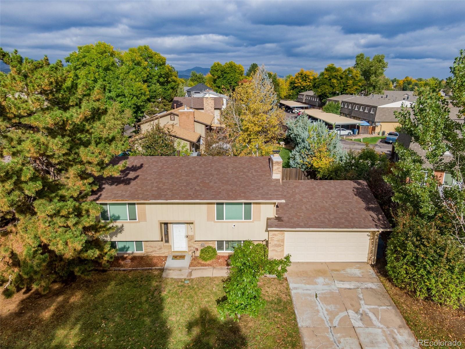 Columbine West Littleton Home | MLS #: 87011387191 S Webster Street, Littleton Beds: 3 Baths: 2 Price: $555,000