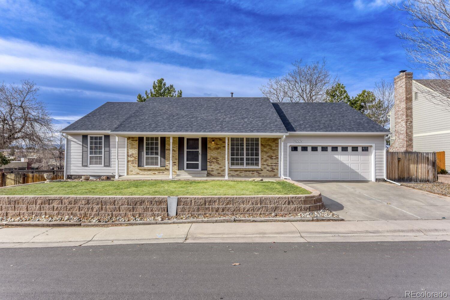 7885 s logan street, Littleton sold home. Closed on 2026-03-27 for $575,000.