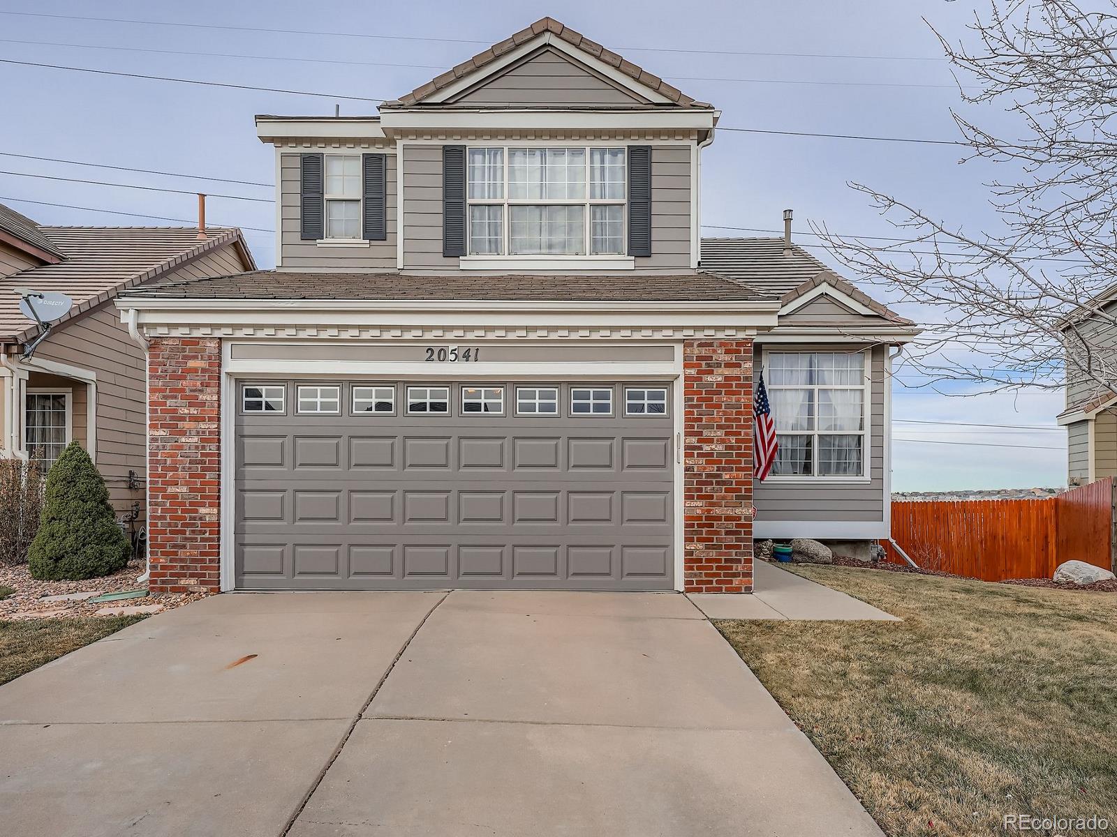 Willow Trace Aurora Home | MLS #: 652514020541 E Union Avenue, Aurora Beds: 5 Baths: 3 Price: $569,000