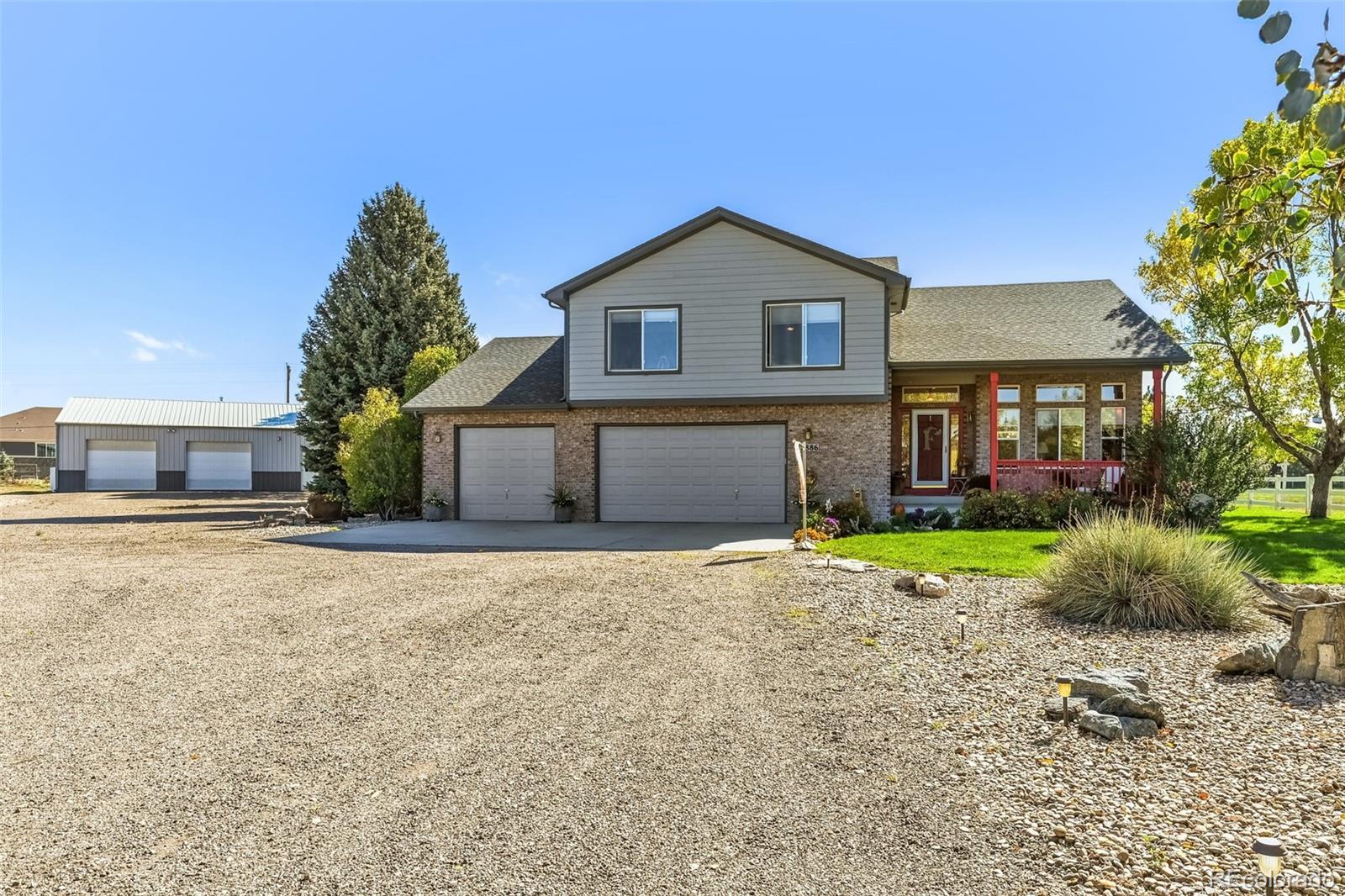 Fuller Estates Henderson Home | MLS #: 535640412886 E 118th Court, Henderson Beds: 3 Baths: 3 Price: $975,000