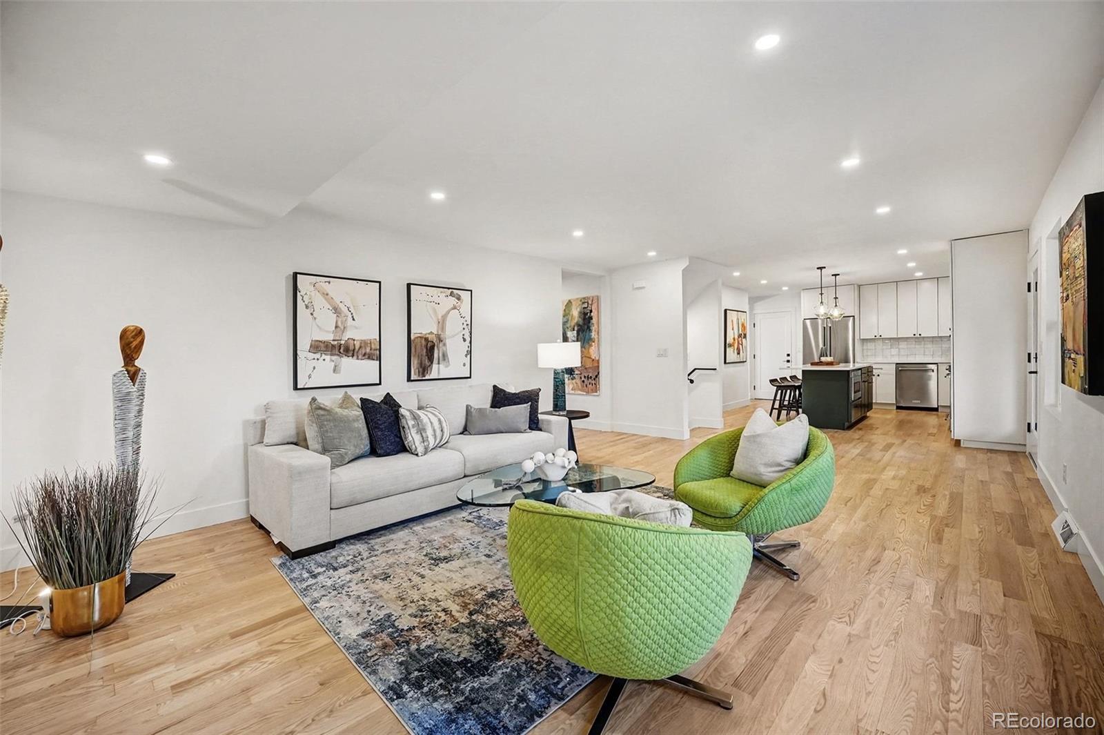 Southmoor Park Denver Home | MLS #: 65165023825 S Peach Way, Denver Beds: 5 Baths: 4 Price: $1,285,000