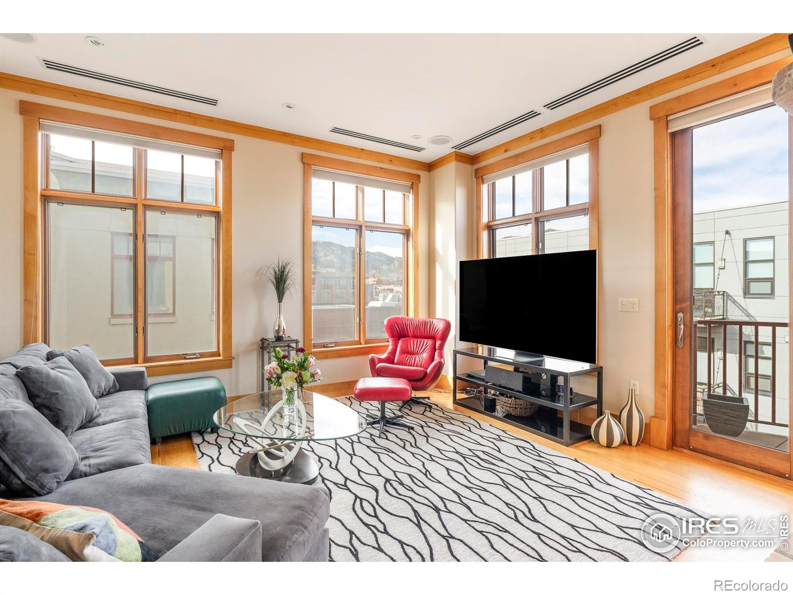 Downtown Boulder Boulder Home | MLS #: 45678910500211301  Canyon Boulevard, Boulder Beds: 2 Baths: 2 Price: $1,287,000