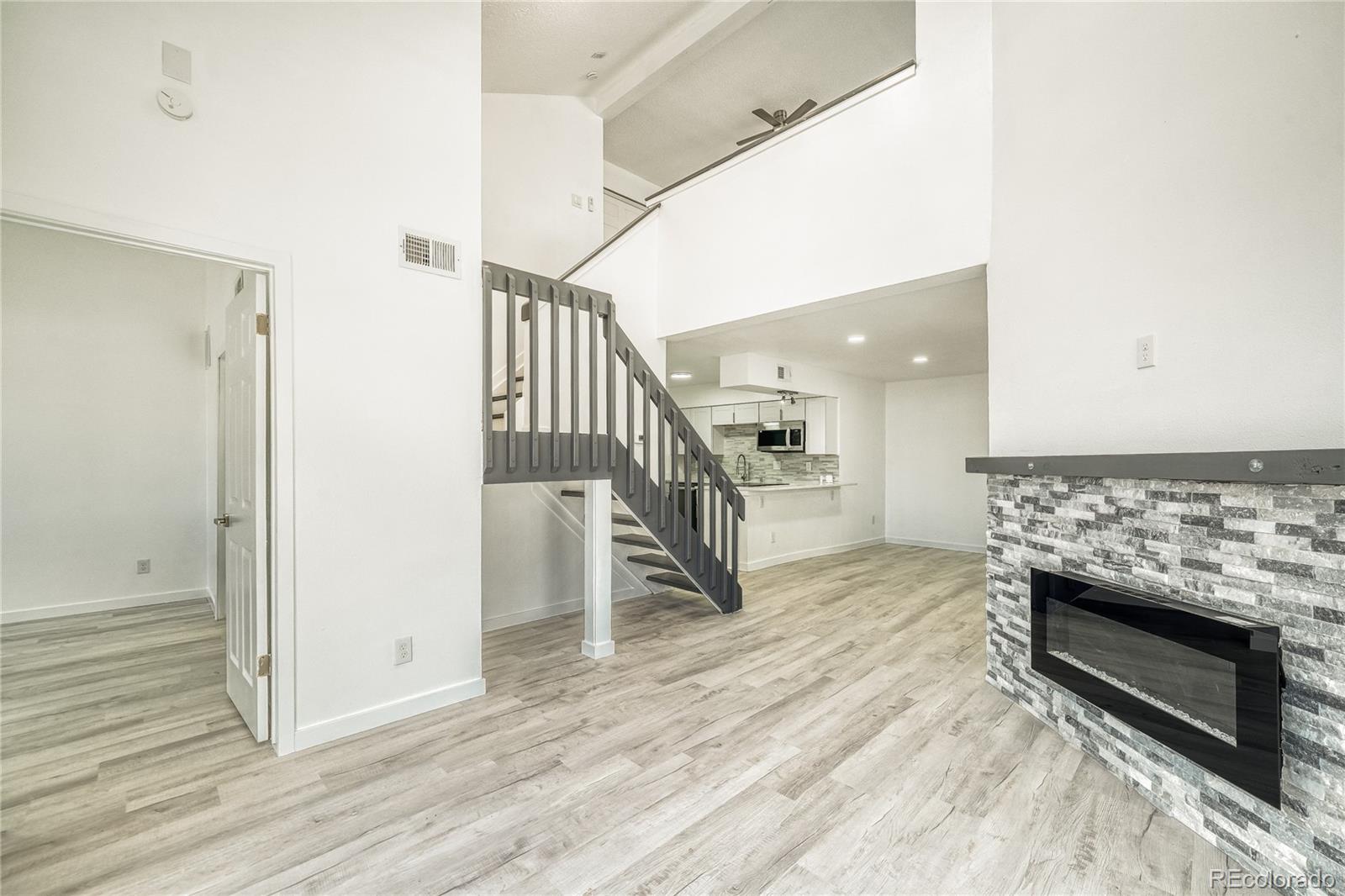 Plaza Del Lago Lakewood Condo / Townhome | MLS #: 95453981825  Kendall Street 205, Lakewood Beds: 2 Baths: 2 Price: $289,000