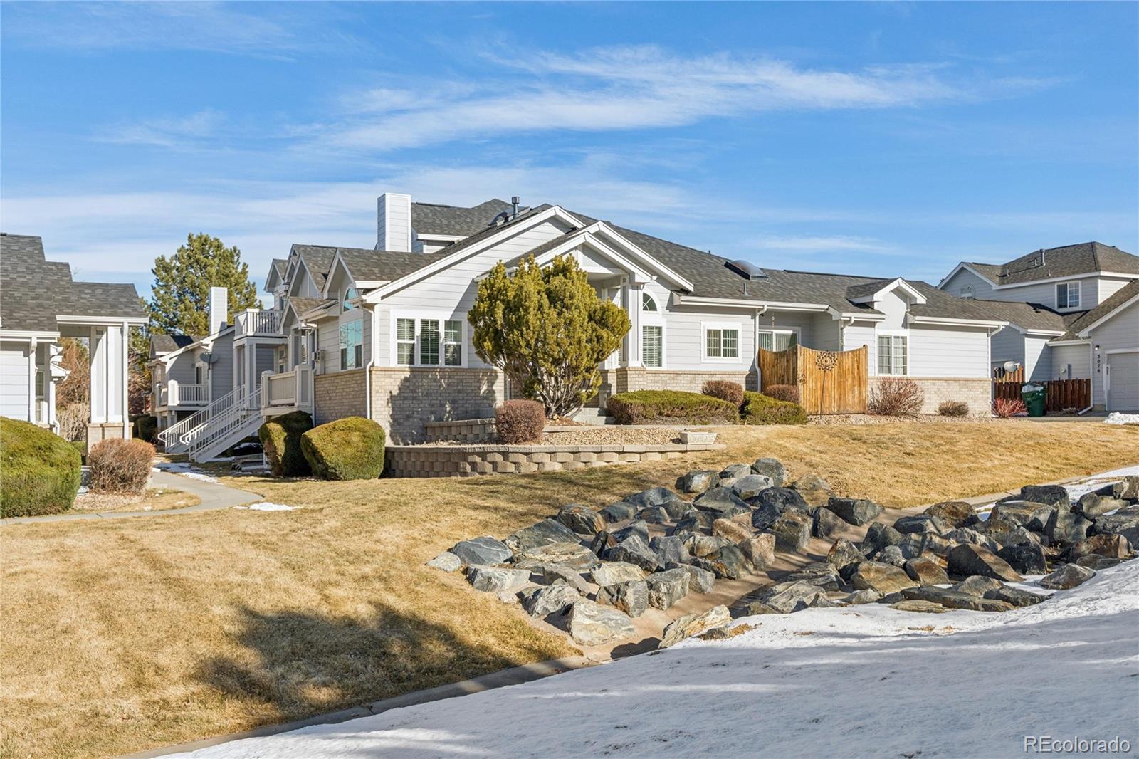 Tower Ridge Aurora Condo / Townhome | MLS #: 54439953079 S Yampa Way , Aurora Beds: 3 Baths: 3 Price: $425,000