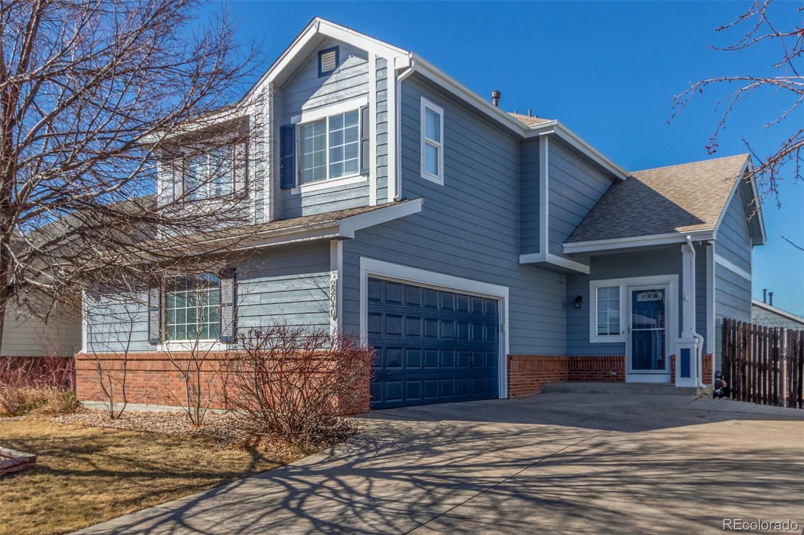 East Quincy Highlands Aurora Home | MLS #: 395168722040 E Princeton Circle, Aurora Beds: 3 Baths: 3 Price: $489,000