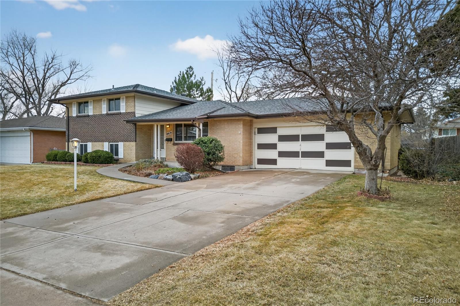 Palomino Park Lakewood Home | MLS #: 58553238414 W Arizona Drive, Lakewood Beds: 3 Baths: 2 Price: $540,000