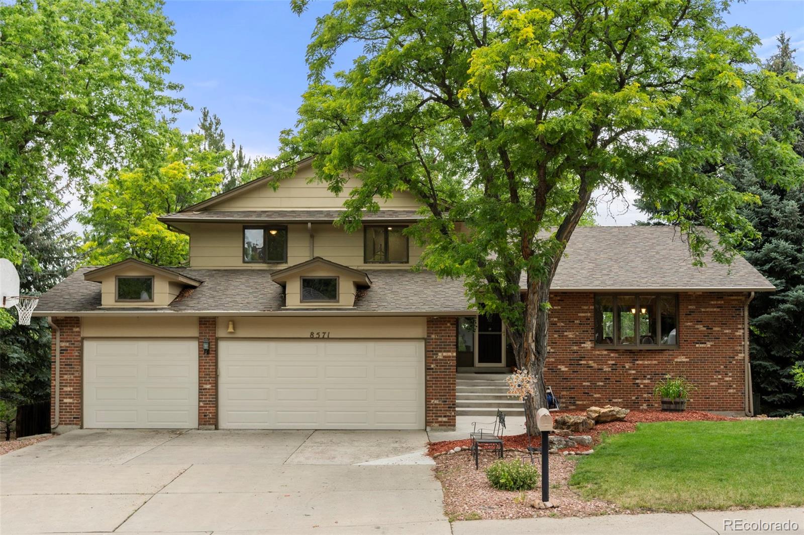 Scenic Heights Arvada Home | MLS #: 88097638571 W 71st Circle, Arvada Beds: 4 Baths: 3 Price: $775,000