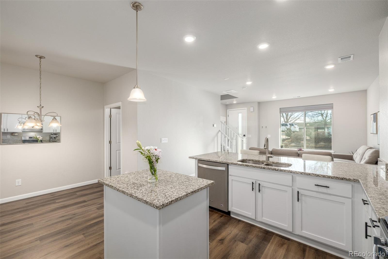  Aurora Home | MLS #: 307878114933 E Belleview Drive, Aurora Beds: 3 Baths: 3 Price: $435,000