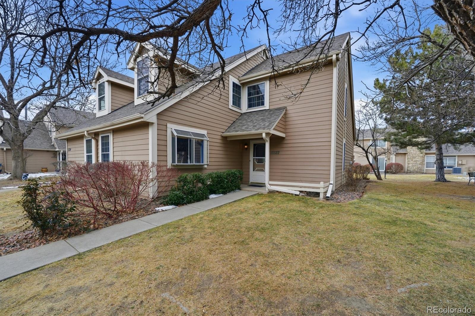 Heather Ridge South Aurora Home | MLS #: 943250913322 E Asbury Drive, Aurora Beds: 2 Baths: 2 Price: $280,000