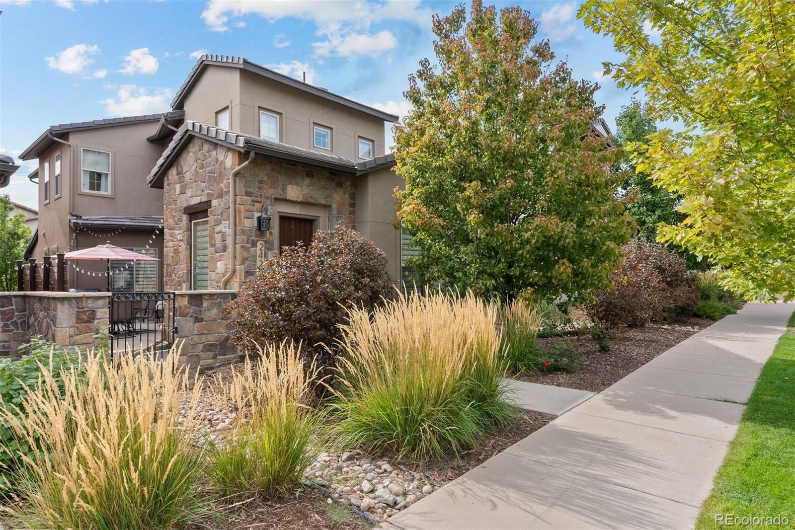 Solterra Lakewood Home | MLS #: 45514792429 S Orchard Street, Lakewood Beds: 4 Baths: 4 Price: $910,000