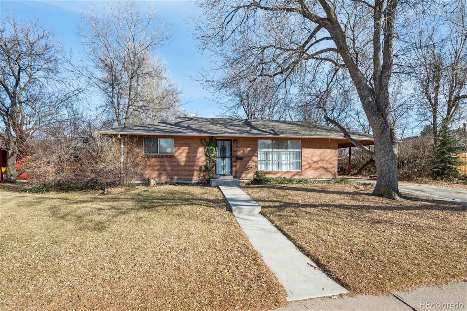 Lakewood Terrace Lakewood Home | MLS #: 4667169170 S Eaton Street, Lakewood Beds: 4 Baths: 3 Price: $410,000
