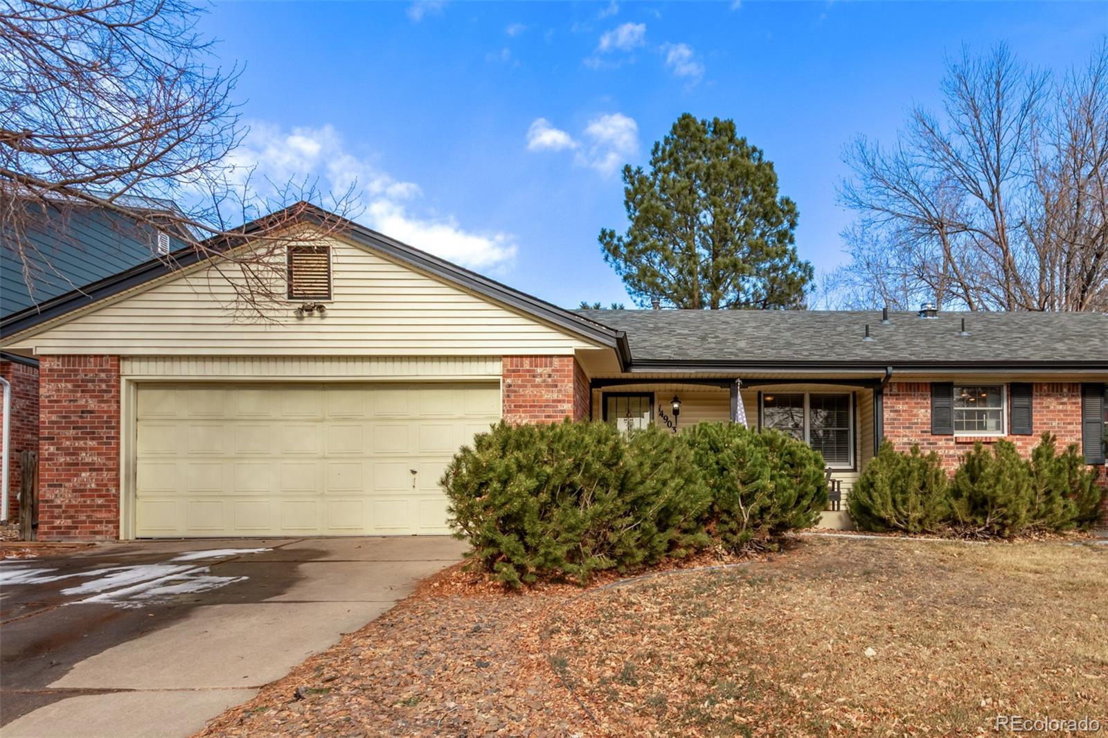 Nevin Village Green Aurora Home | MLS #: 437262814903 E Arkansas Drive, Aurora Beds: 3 Baths: 3 Price: $425,000