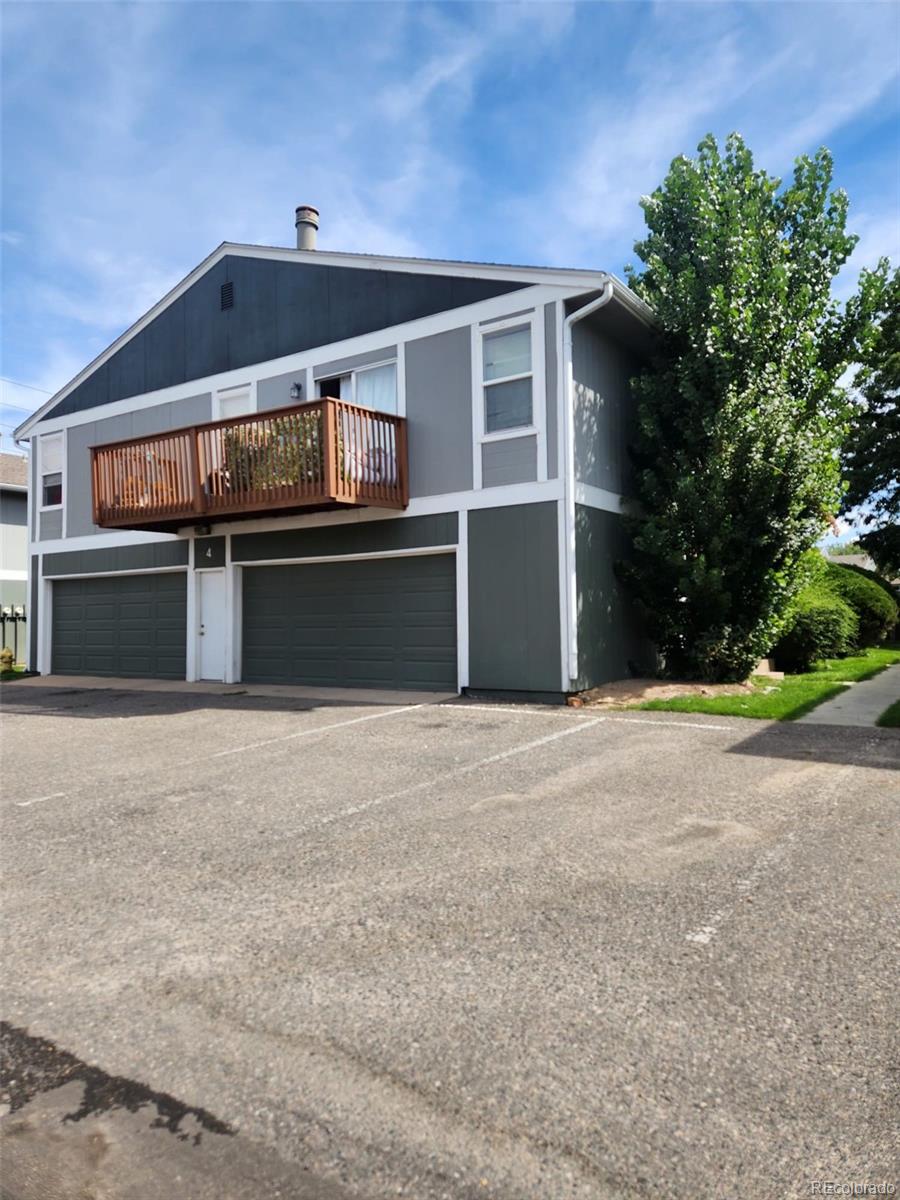 Raintree East Aurora Condo / Townhome | MLS #: 90768379901 E Evans Avenue 4D, Aurora Beds: 2 Baths: 1 Price: $219,900