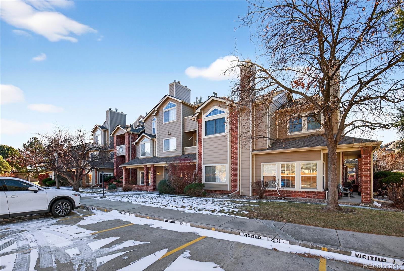 4760 s wadsworth boulevard, Littleton sold home. Closed on 2026-02-26 for $300,000.