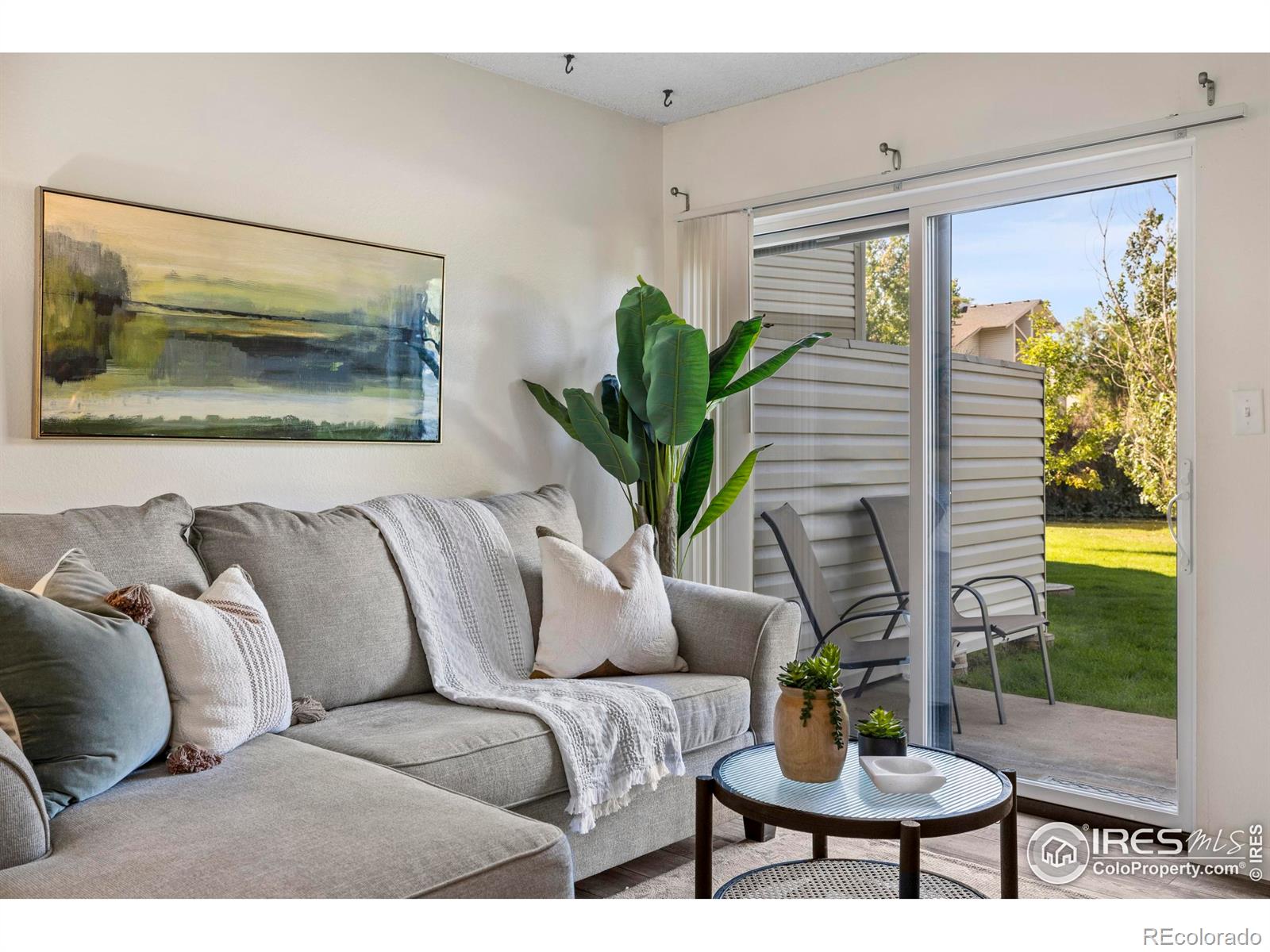 1705 heatheridge road, Fort Collins sold home. Closed on 2026-04-21 for $233,500.