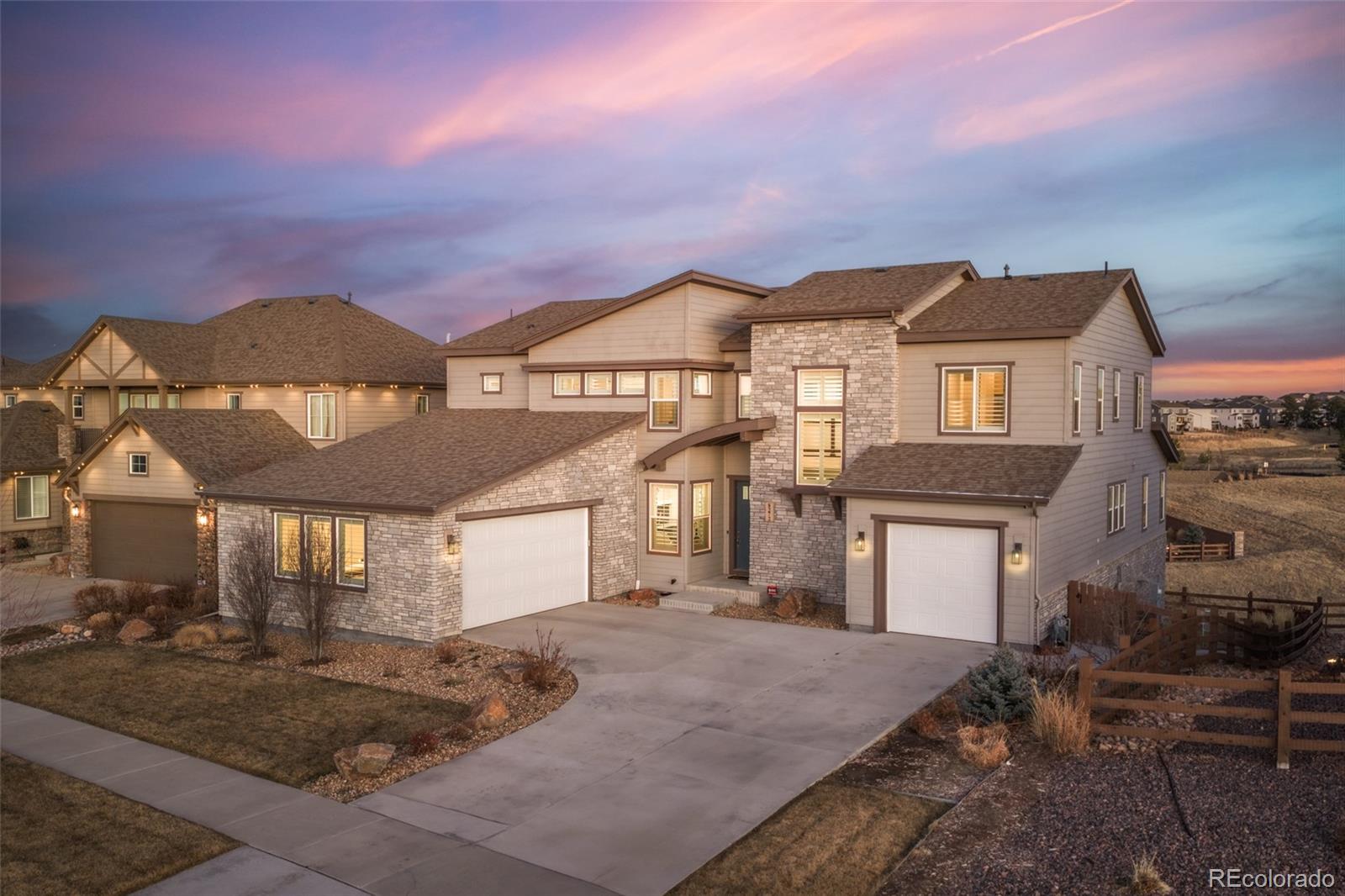 8272 s langdale way, Aurora sold home. Closed on 2026-03-23 for $1,187,500.