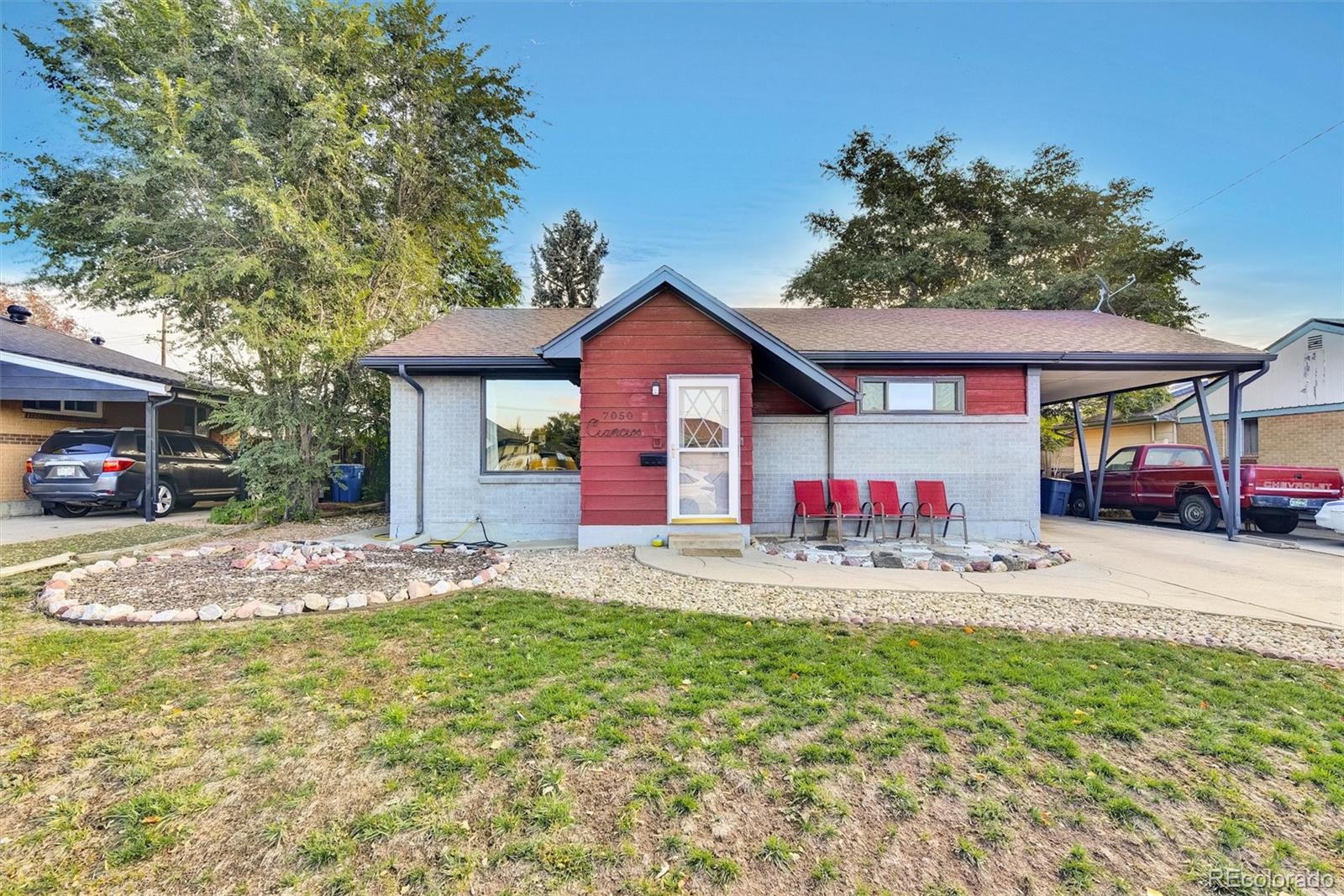 Perl Mack Denver Home | MLS #: 59106227050  Alan Drive, Denver Beds: 3 Baths: 2 Price: $465,000