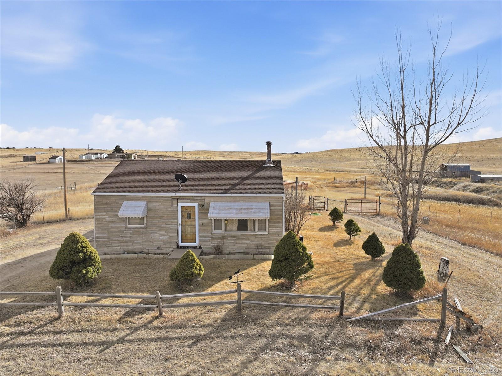  Elizabeth Home | MLS #: 30339001240  County Road 166 , Elizabeth Beds: 2 Baths: 1 Price: $599,000