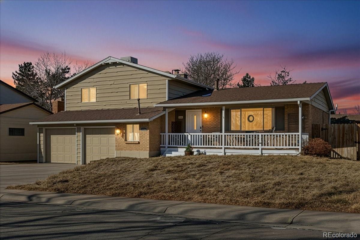 Sun Valley Estates Lakewood Home | MLS #: 50455831281 S Kline Way, Lakewood Beds: 4 Baths: 4 Price: $605,000
