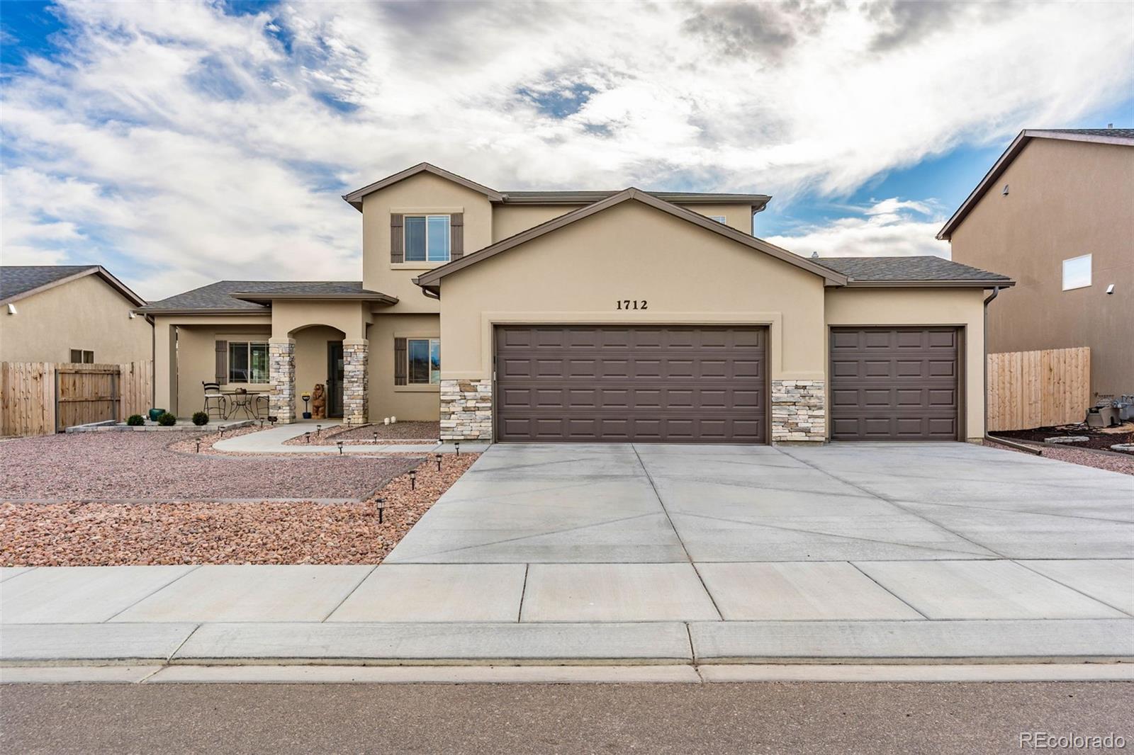  Pueblo Home | MLS #: 93407541712  Kingfisher Lane, Pueblo Beds: 4 Baths: 3 Price: $469,900