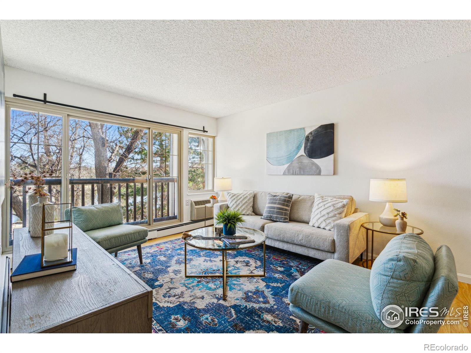 860 w moorhead circle, Boulder sold home. Closed on 2026-03-11 for $292,000.