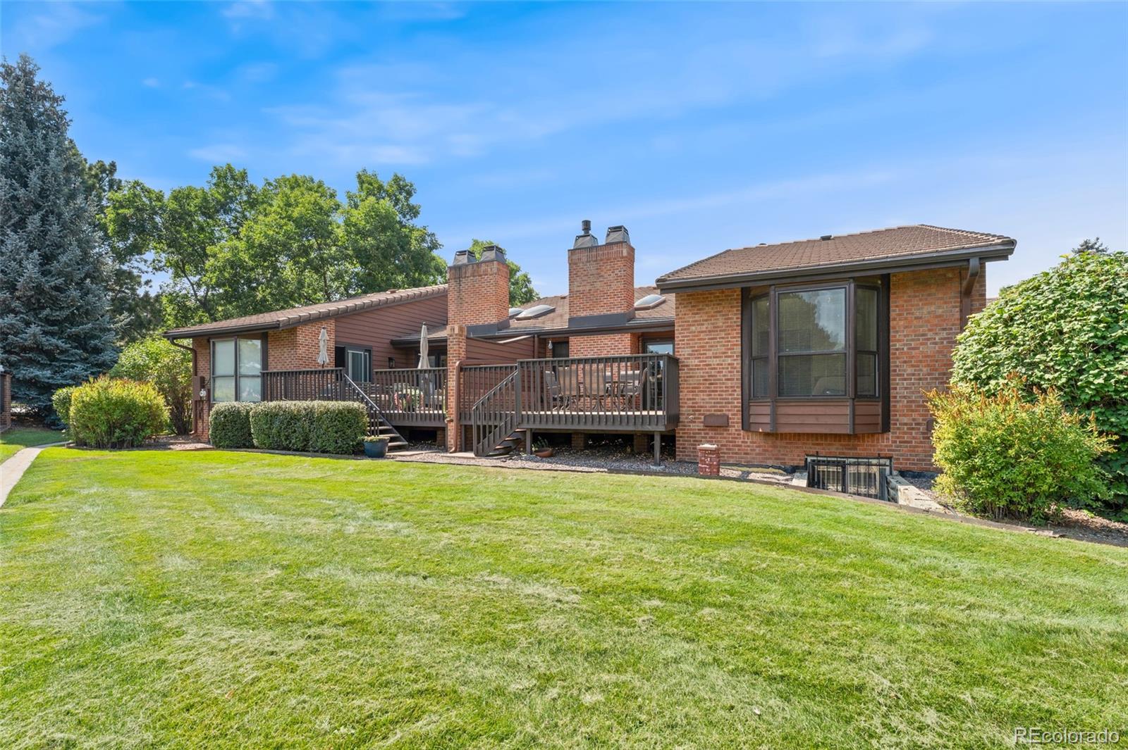 Pinehurst Village Denver Condo / Townhome | MLS #: 88809275935 W Mansfield Avenue 255, Denver Beds: 3 Baths: 3 Price: $680,000