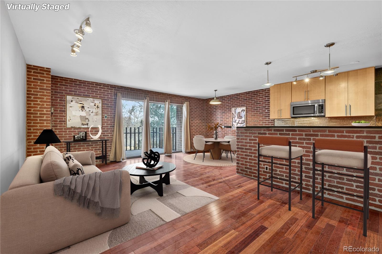 Washington Denver Condo / Townhome | MLS #: 9844846460 S Marion Parkway 505, Denver Beds: 1 Baths: 1 Price: $355,000