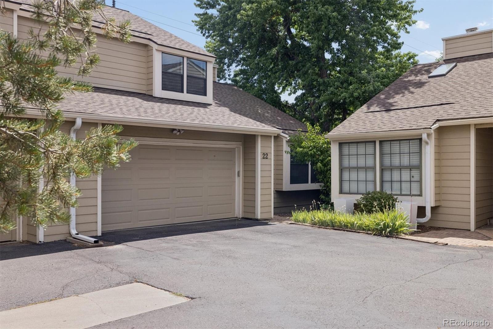  Lakewood Home | MLS #: 74458621011  Pierce Street, Lakewood Beds: 3 Baths: 3 Price: $415,000