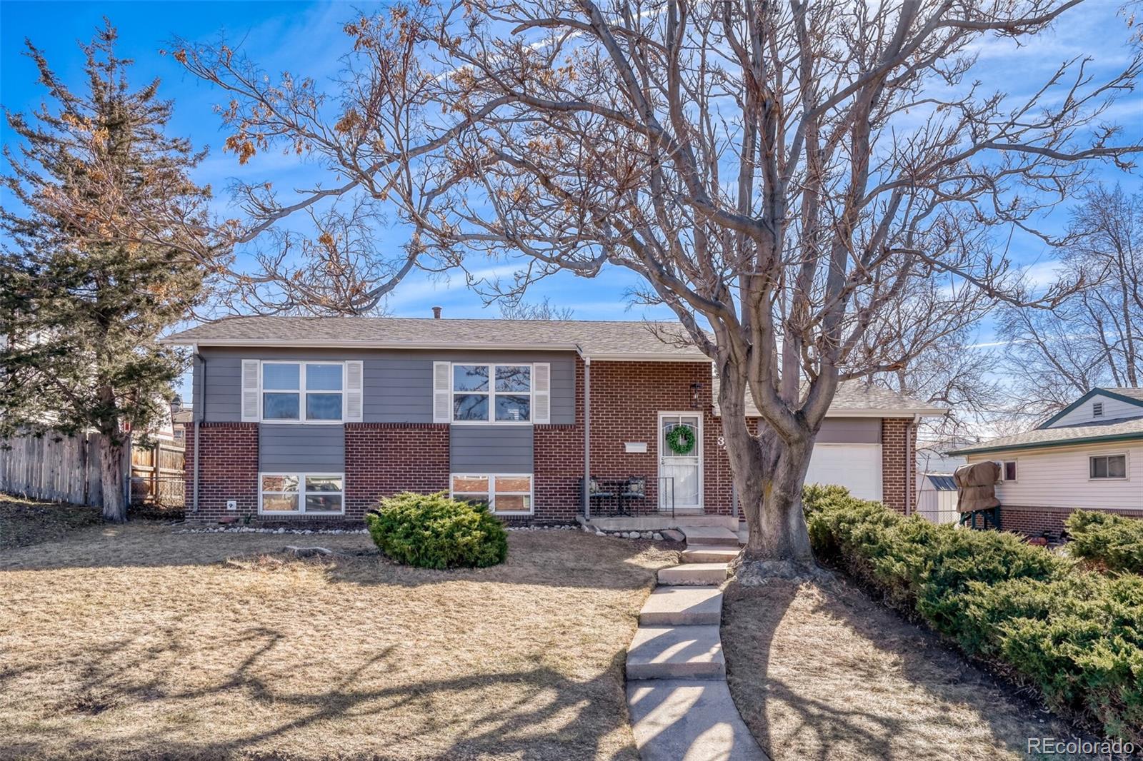 Sunset Ridge Westminster Home | MLS #: 98298863490 N Kassler Place, Westminster Beds: 4 Baths: 2 Price: $475,000