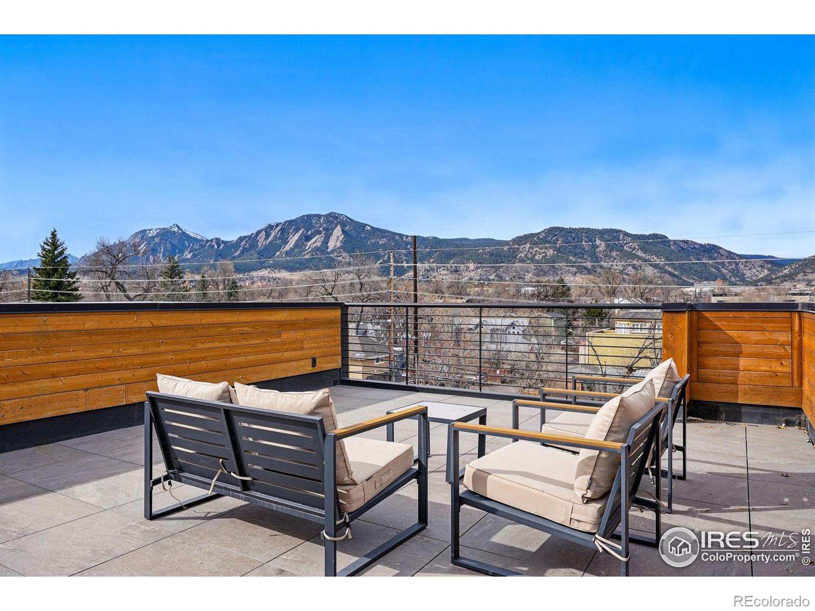 1916 23rd street, Boulder sold home. Closed on 2026-09-01 for $1,700,000.