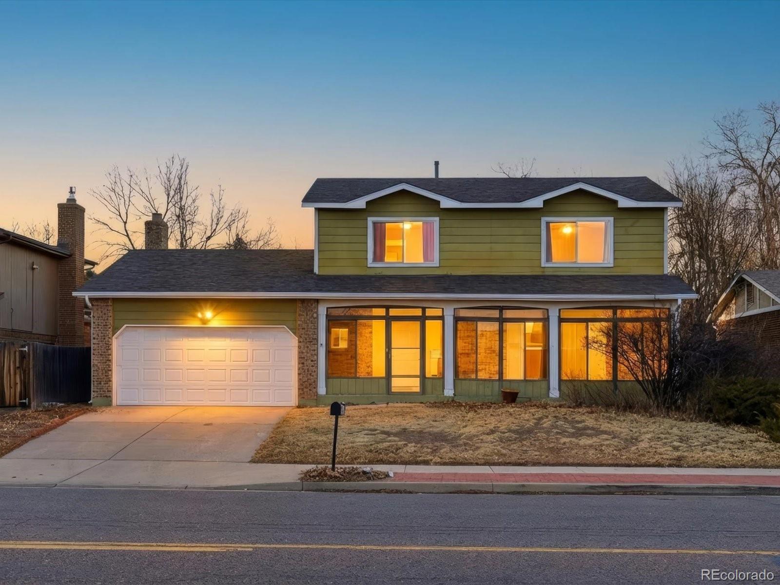 Willow Park Aurora Home | MLS #: 312781014915 E Mexico Drive, Aurora Beds: 4 Baths: 4 Price: $469,995
