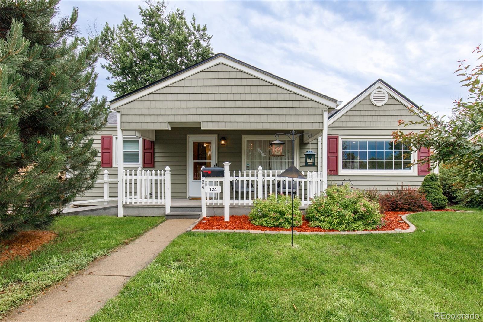 Alameda Hills Denver Home | MLS #: 6106975124 S Utica Street, Denver Beds: 3 Baths: 2 Price: $519,000