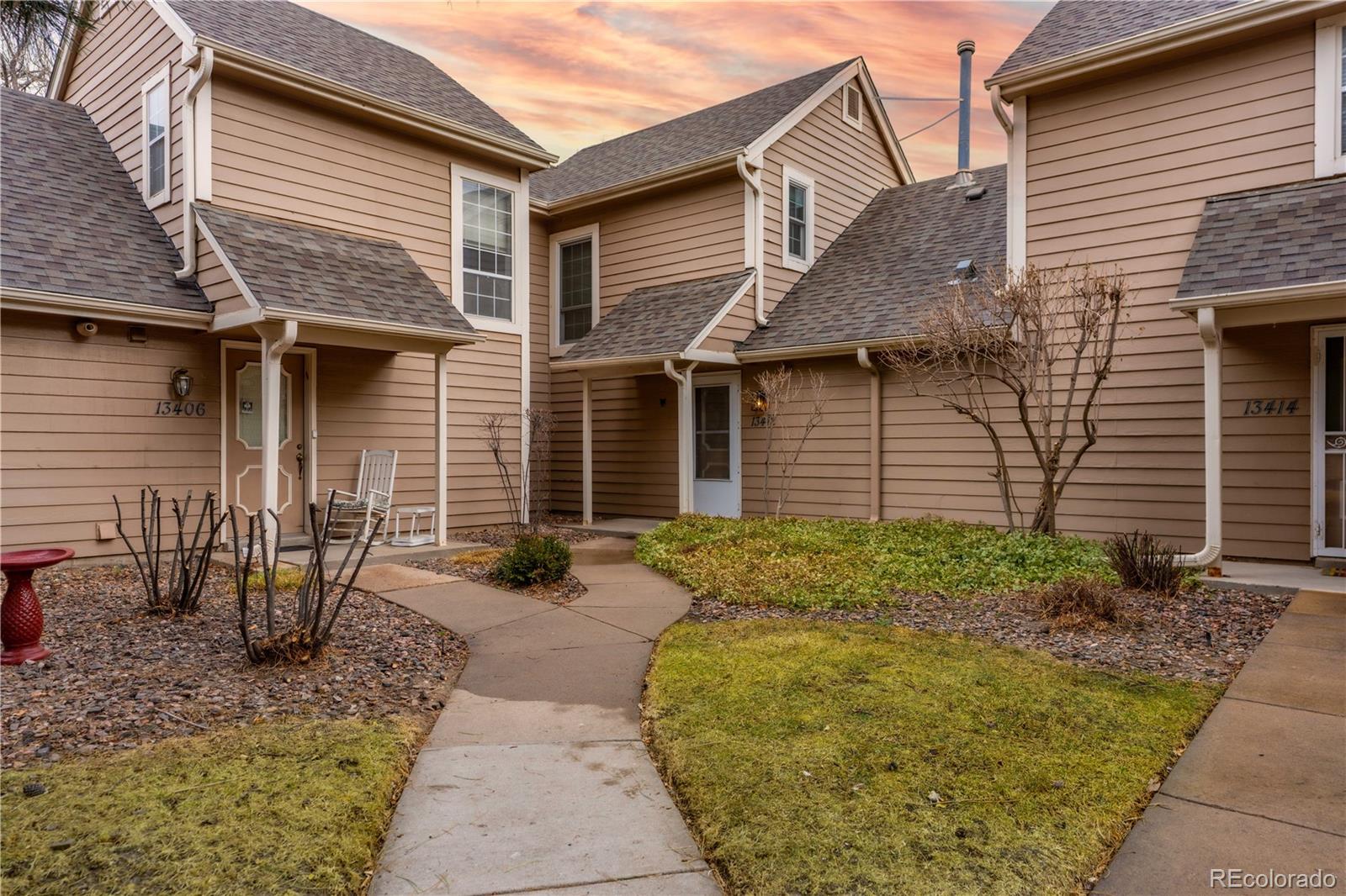 Heather Ridge South Aurora Home | MLS #: 389770413412 E Asbury Drive, Aurora Beds: 2 Baths: 2 Price: $310,000