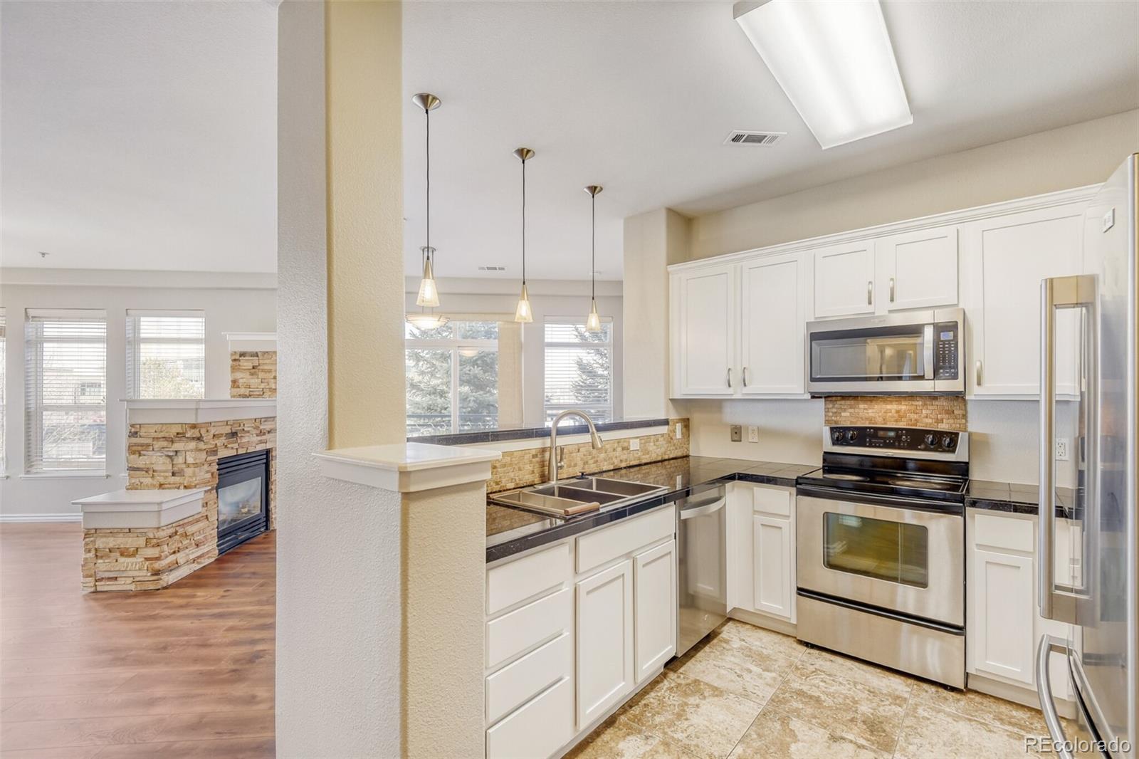  Lone Tree Condo / Townhome | MLS #: 556893510176  Park Meadows Drive 2109, Lone Tree Beds: 2 Baths: 2 Price: $419,981