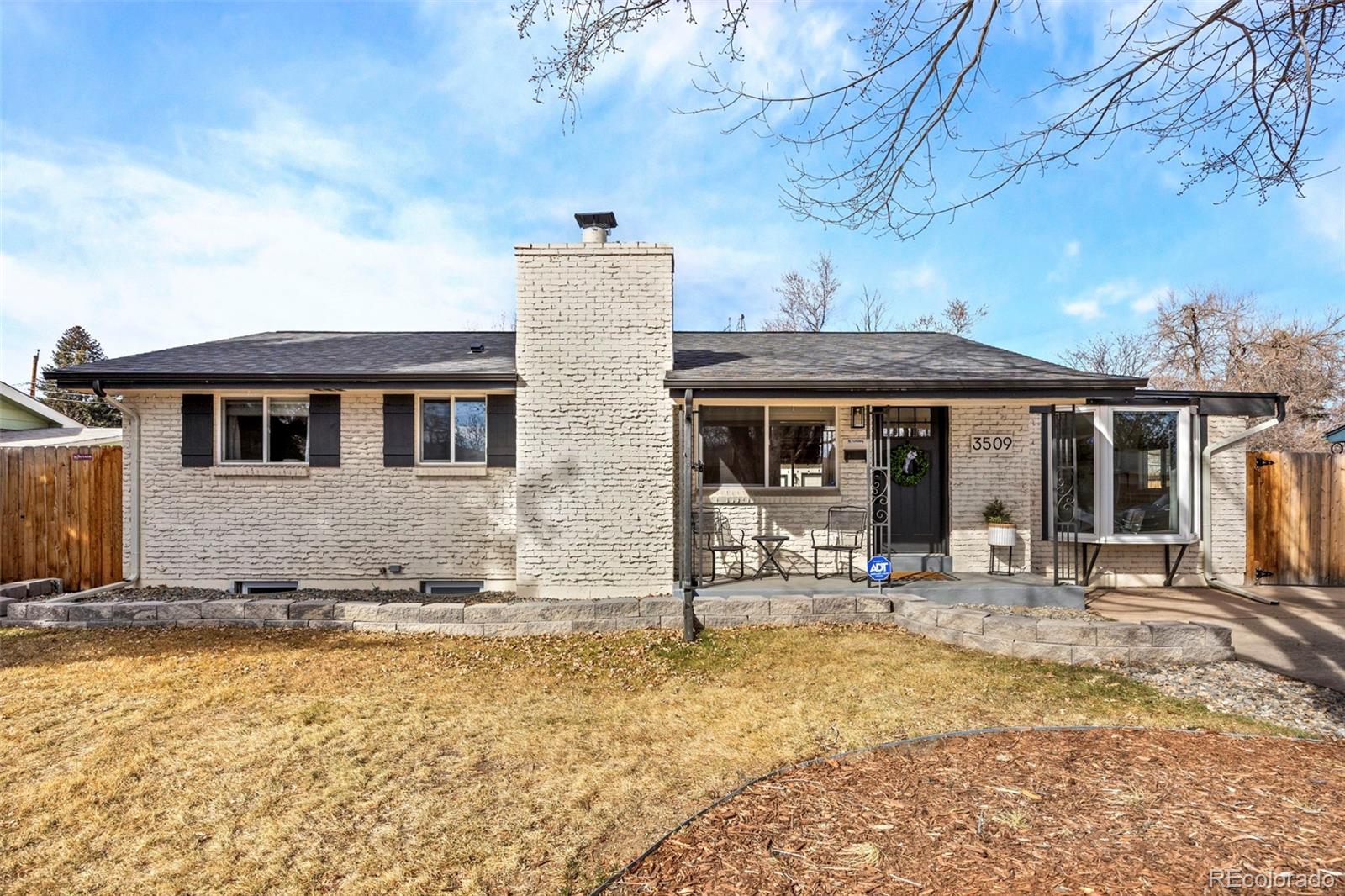 3509 w alamo place, Littleton sold home. Closed on 2026-03-20 for $650,000.
