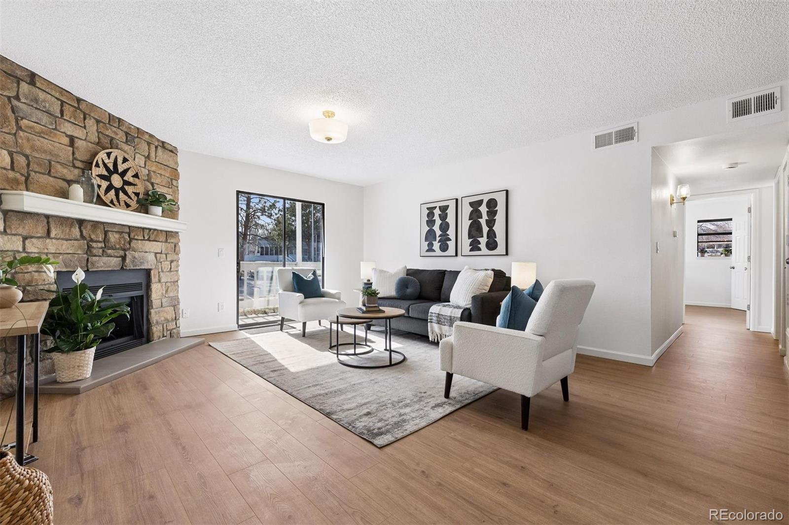 8600 e alameda avenue, Denver sold home. Closed on 2026-04-10 for $265,000.