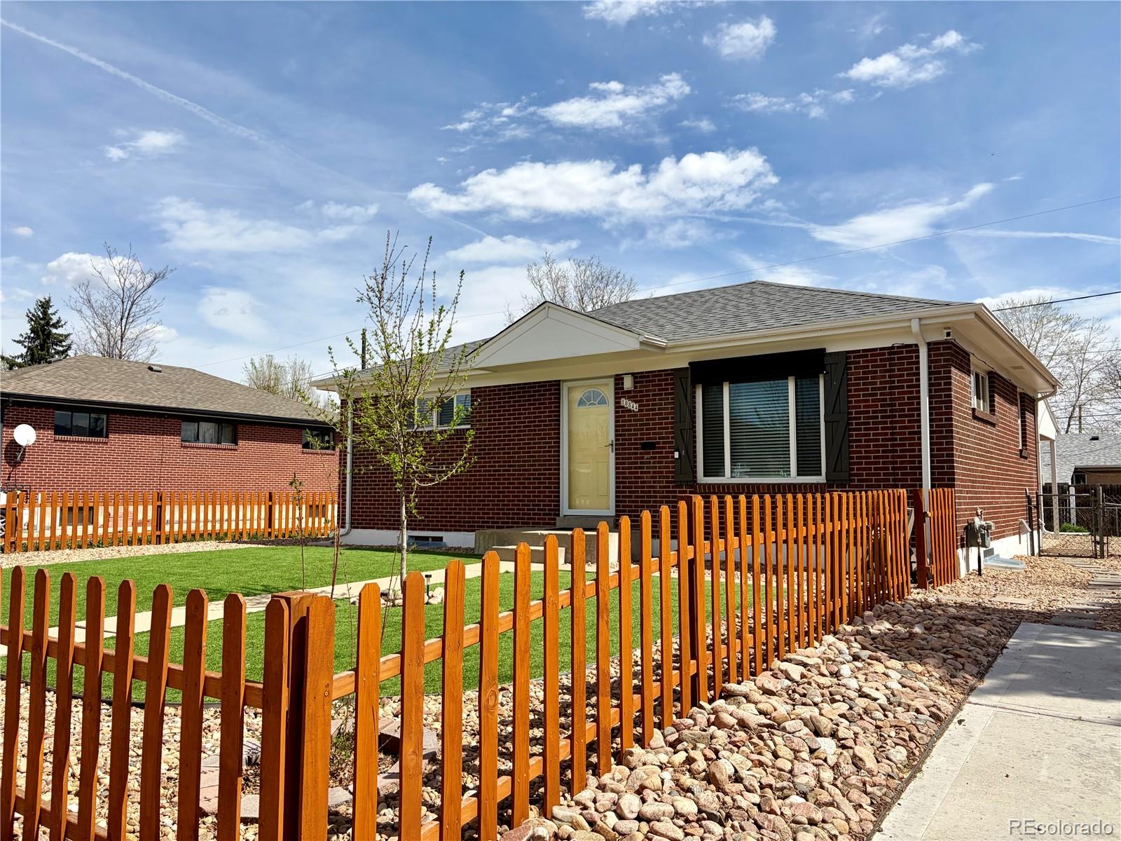  Northglenn Home | MLS #: 824759010844  Pearl Court, Northglenn Beds: 4 Baths: 2 Price: $474,900