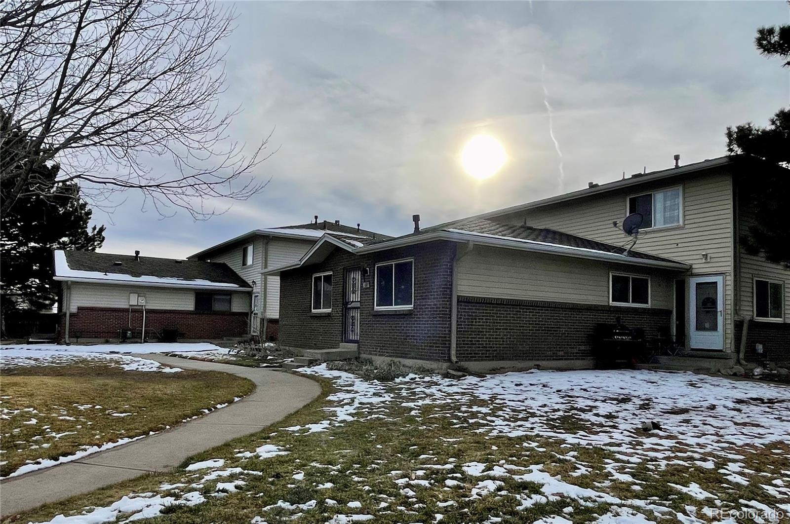 3354 s flower street, Lakewood sold home. Closed on 2026-04-03 for $180,000.