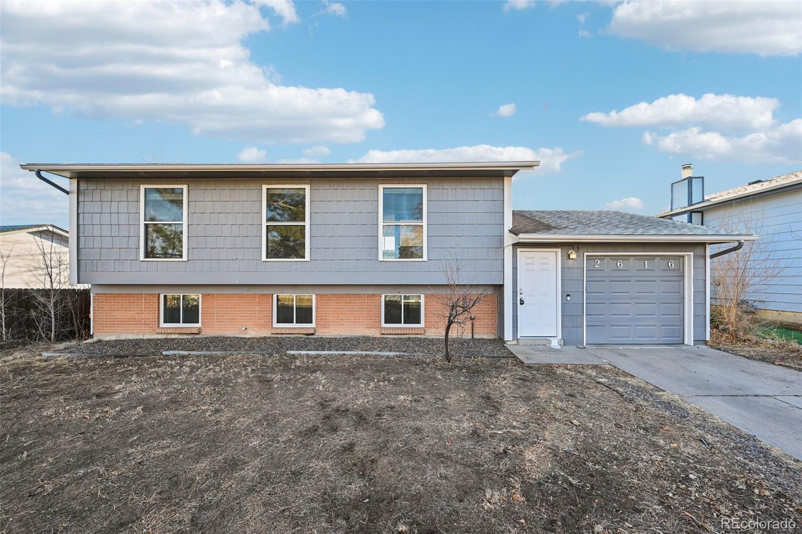 Kingsborough Aurora Home | MLS #: 81941952616 S Laredo Court, Aurora Beds: 4 Baths: 1 Price: $449,900