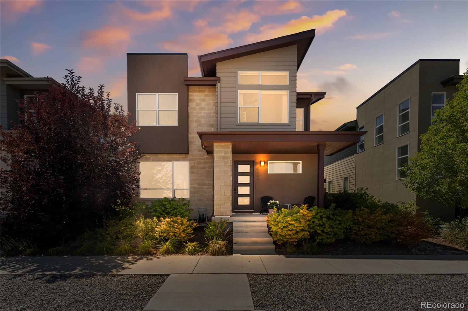 Central Park Denver Home | MLS #: 93294899792 E 60th Avenue, Denver Beds: 4 Baths: 4 Price: $769,000