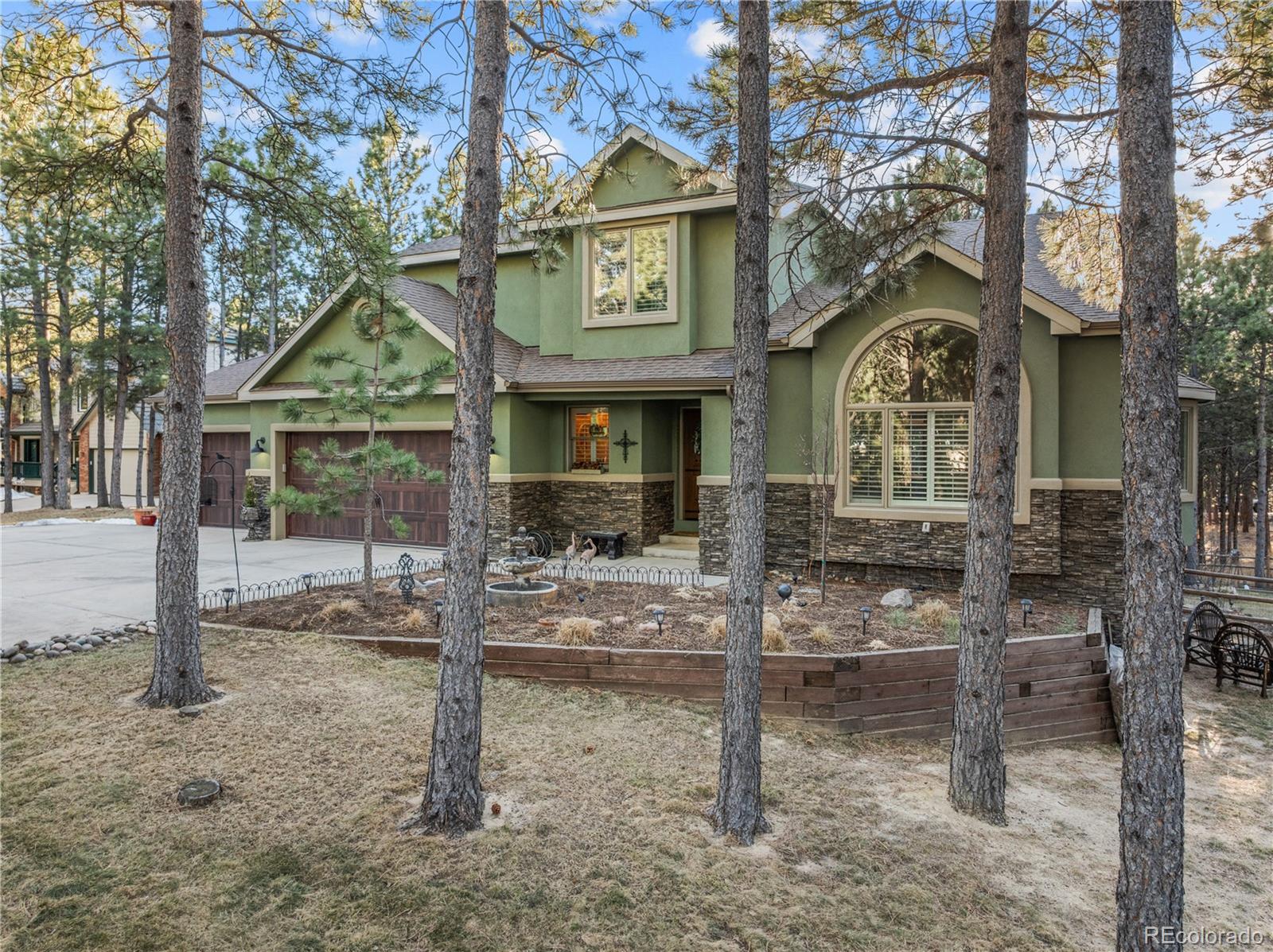2 s sherwood glen, Monument sold home. Closed on 2026-03-25 for $810,000.