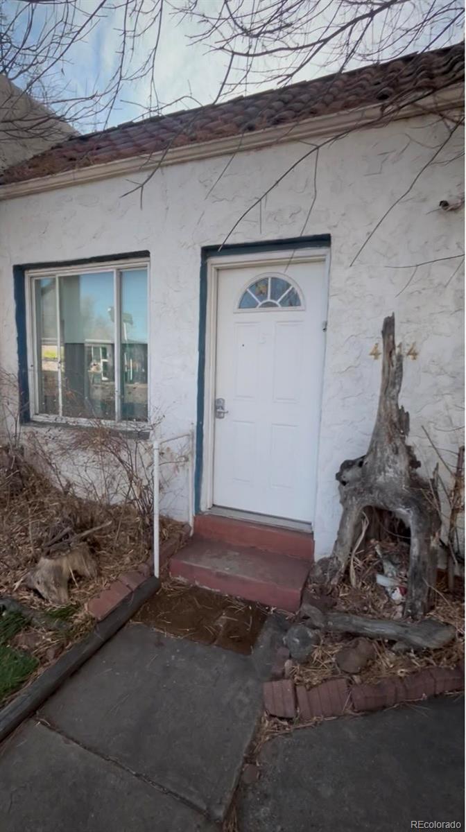 West Highland Denver Home | MLS #: 93674644914 W 38th Avenue, Denver Beds: 2 Baths: 2 Price: $300,000