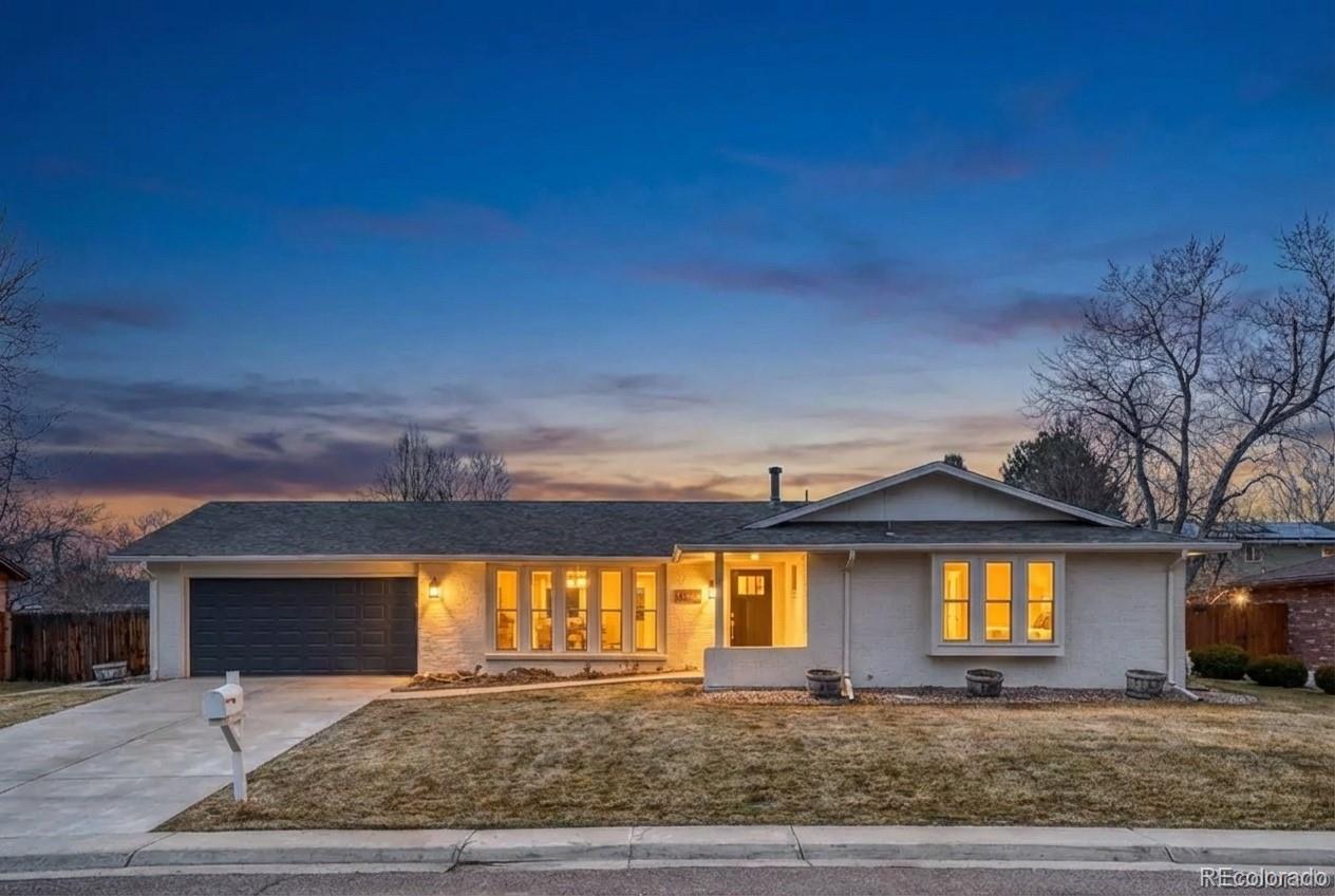 Columbine Knolls Littleton Home | MLS #: 93212567037 S Newland Street, Littleton Beds: 4 Baths: 3 Price: $870,000