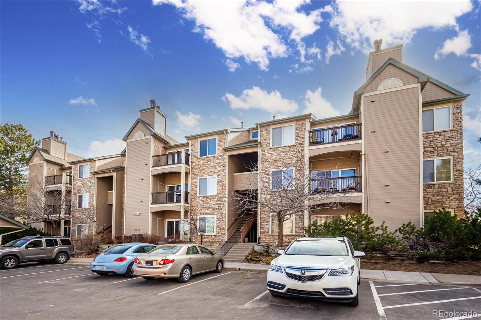 Mountain Gate Littleton Condo / Townhome | MLS #: 77974387445 S Alkire Street #104, Littleton Beds: 2 Baths: 2 Price: $329,000