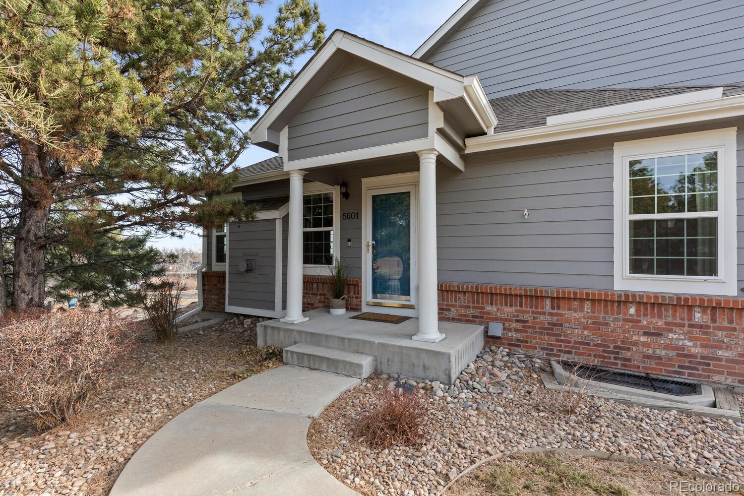  Centennial Condo / Townhome | MLS #: 97426525601 E Nichols Place , Centennial Beds: 2 Baths: 2 Price: $449,900