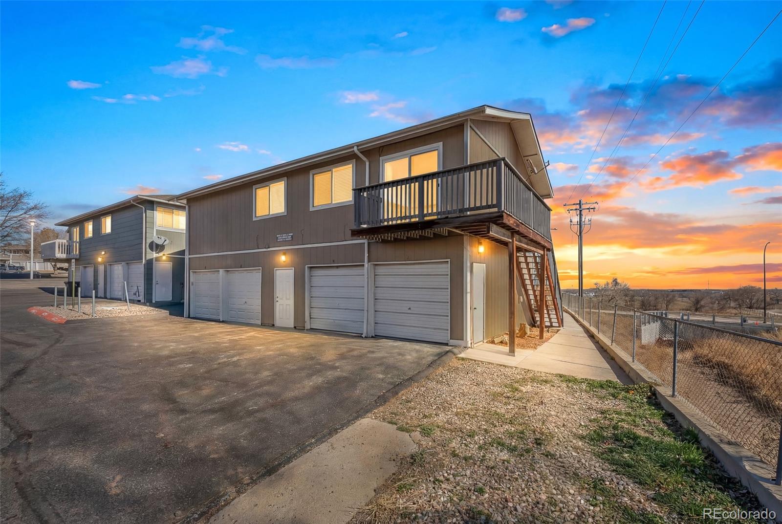 2274  coronado parkway, Denver sold home. Closed on 2026-05-29 for $247,000.