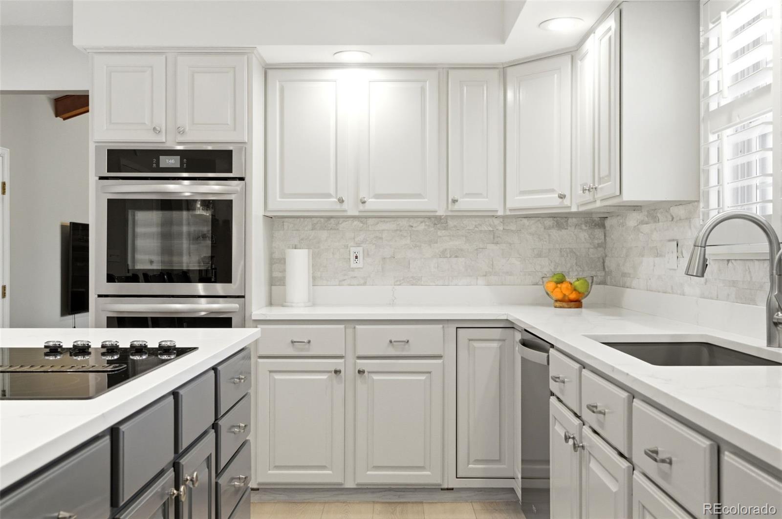  Highlands Ranch Home | MLS #: 55528372255  Thistle Ridge Circle, Highlands Ranch Beds: 4 Baths: 3 Price: $839,000