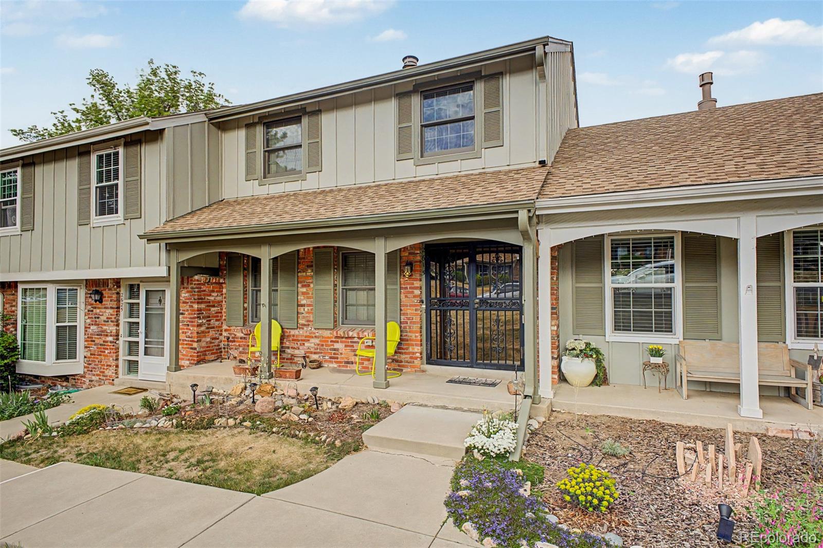 The Knolls Centennial Condo / Townhome | MLS #: 33745752615 E Geddes Avenue , Centennial Beds: 3 Baths: 2 Price: $435,000